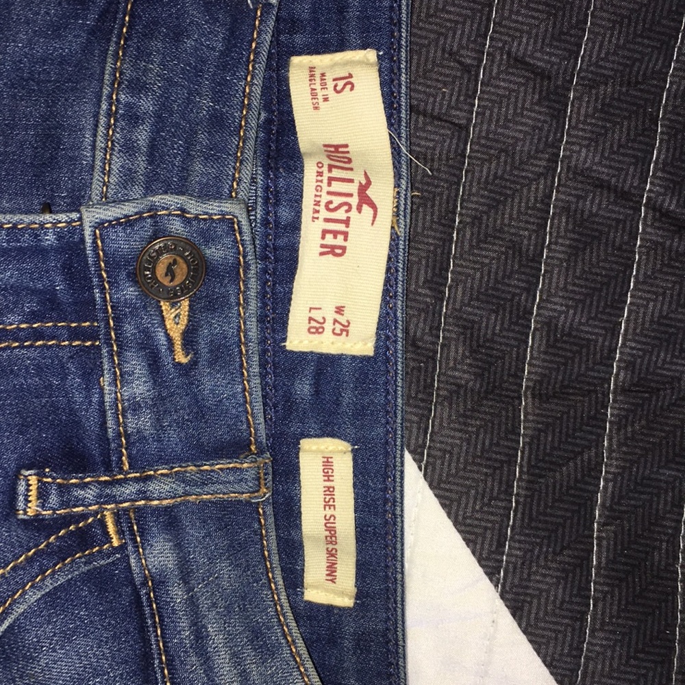Jeans - Picture 3 of 4